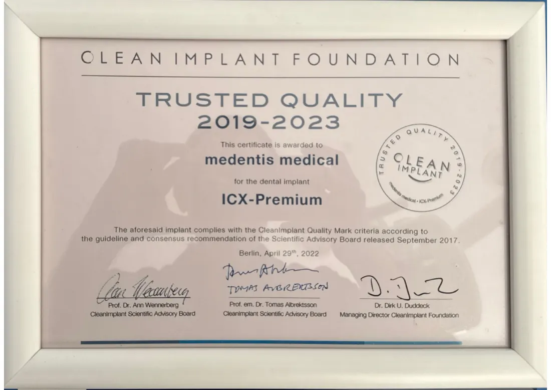 CleanImplant: calitate certificată, implant ICX-Premium